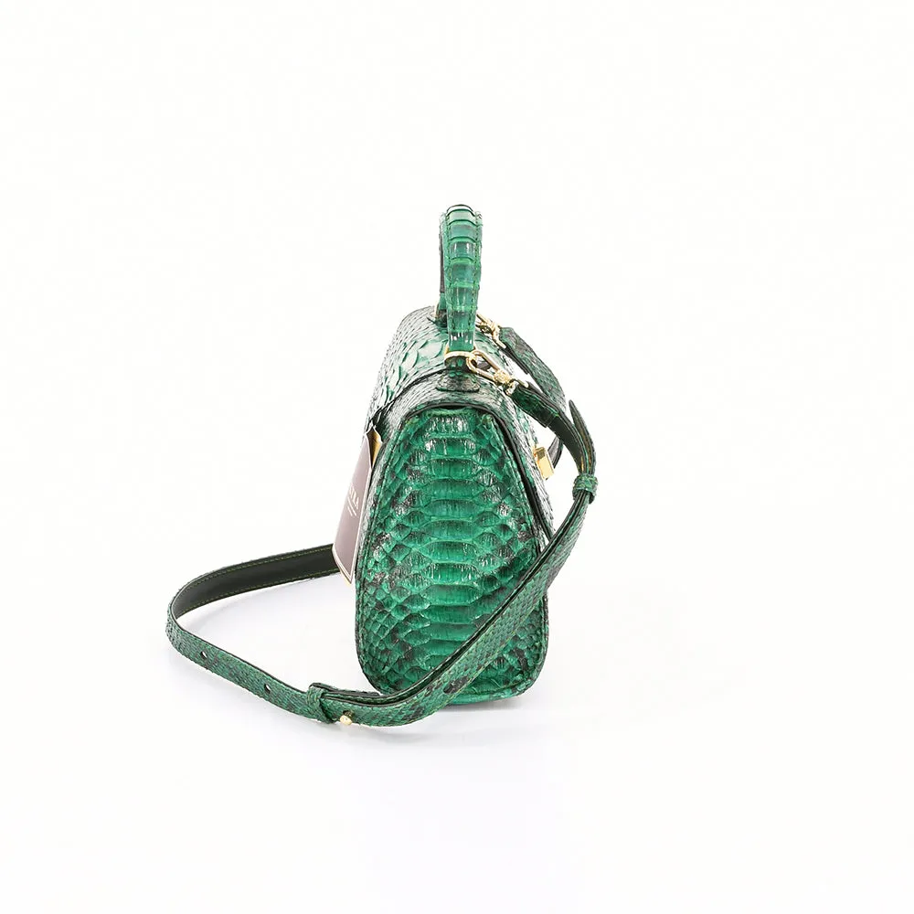 KYRA Boxy structured handbag hardware in the middle Emerald Green