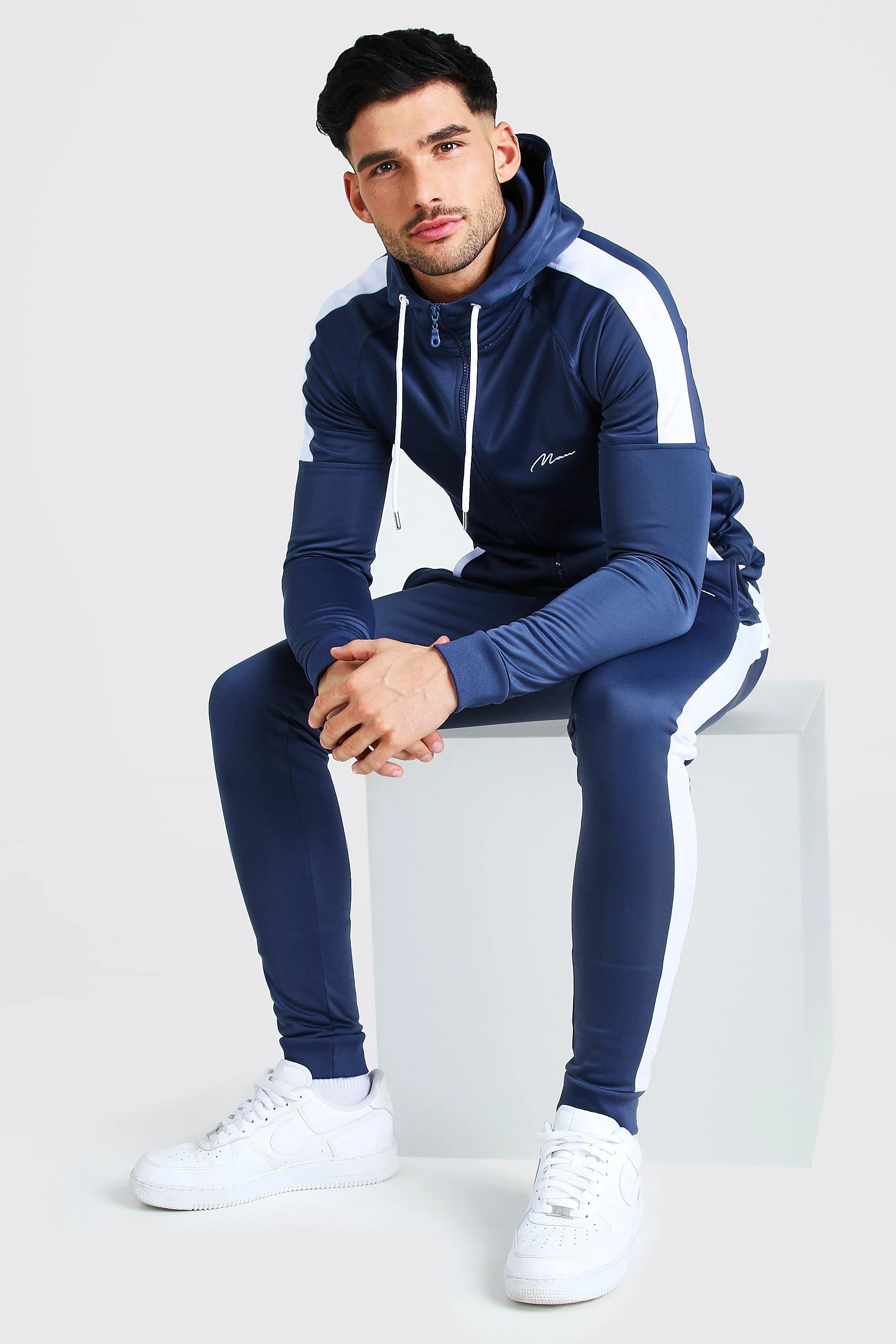 MAN Signature Muscle Fit Panelled Tracksuit | boohooMAN UK