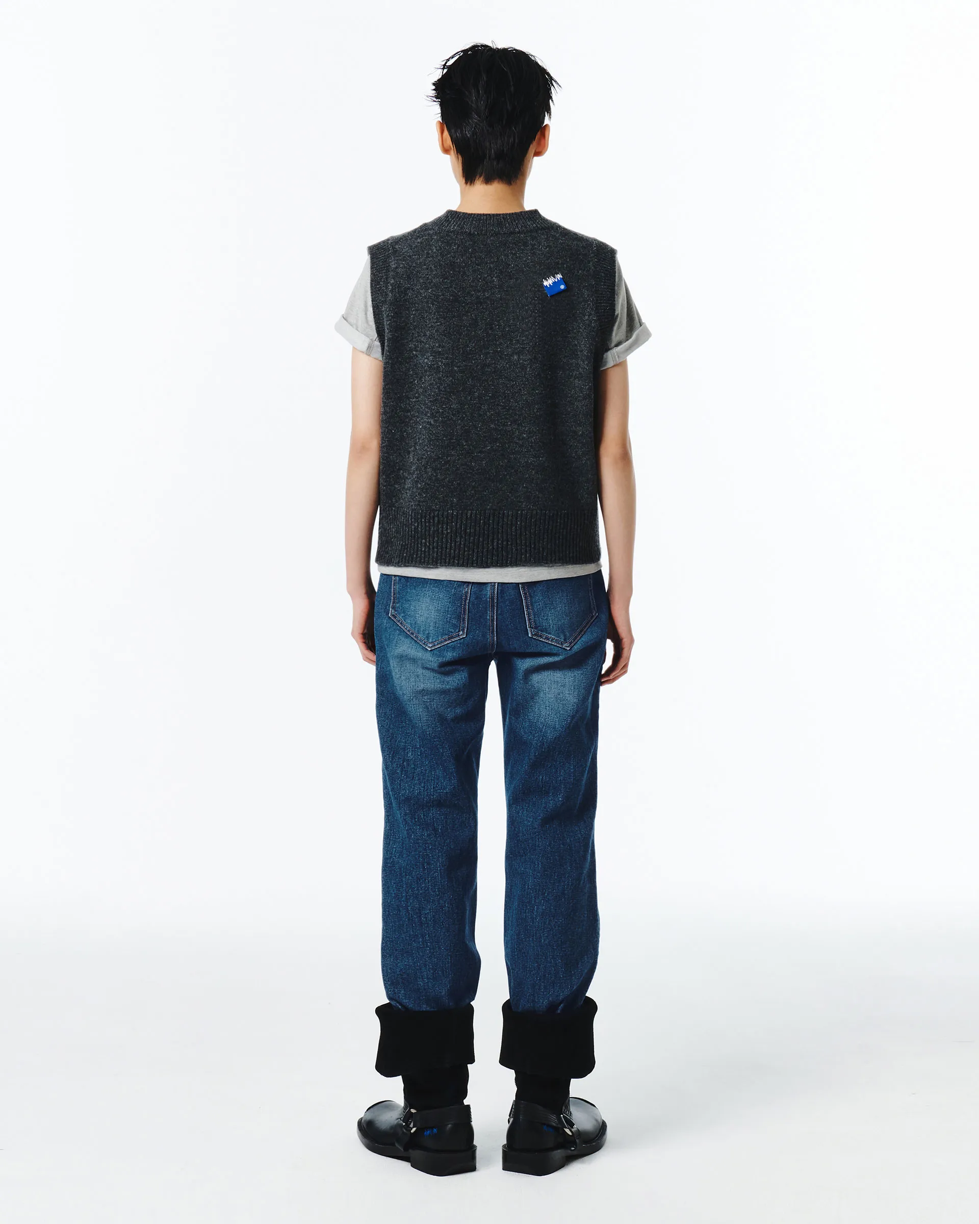 Sig; TRS Tag knit vest 01