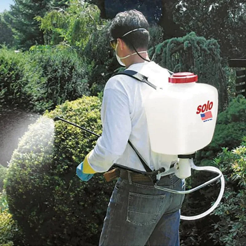 Solo 4-Gallon Backpack Sprayer with Piston Pump, 425