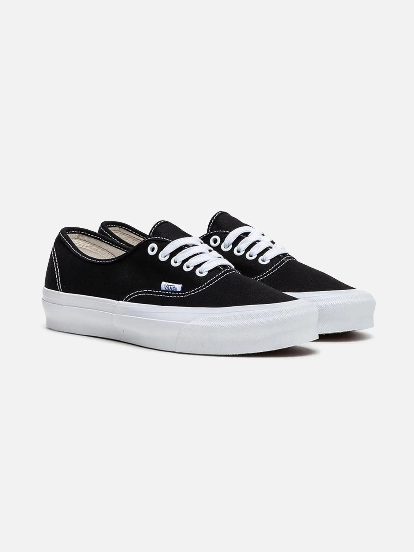 VANS Women's UA OG Authentic LX (Canvas) Black/True white